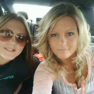 Meet your Posher, Brandi